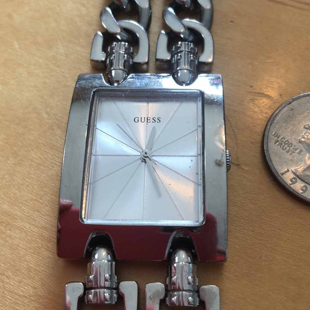 Guess Watch - Picture 2 of 3